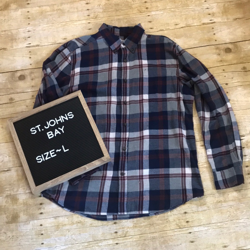 St. John’s Bay Men’s Flannel shirt